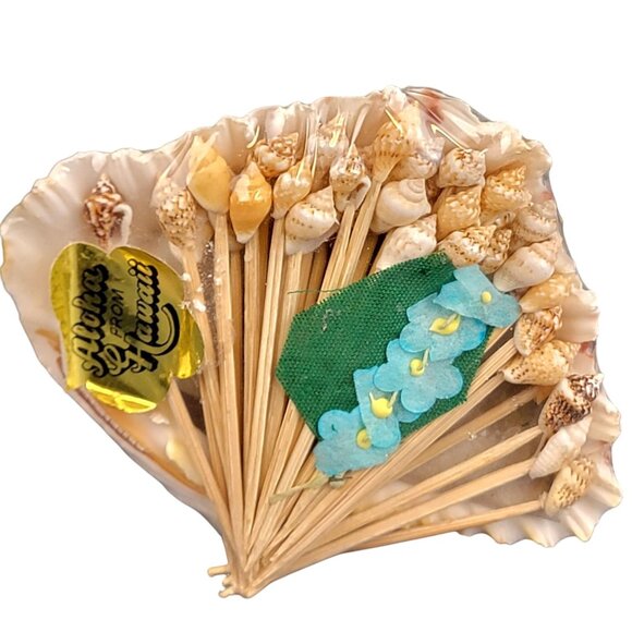 Vintage 80s Appetizer Toothpick Cocktail Picks Seashell Beach Hawaii Souvenir - Picture 1 of 12